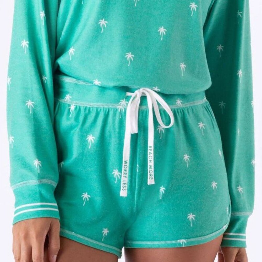Beach More Worry Less - Shorts - Green